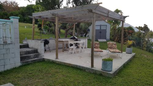 Facilities, AIRBAB Moon Gate East in Bermuda