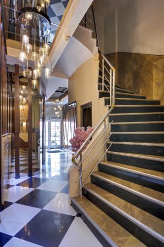 Castillo Hotel - image 13