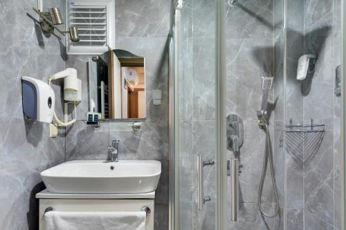 Castillo Hotel - main image