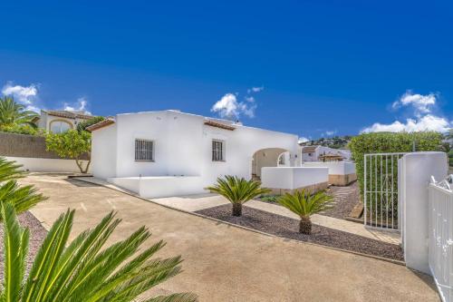 Villa Gaugin by Villa Plus - main image