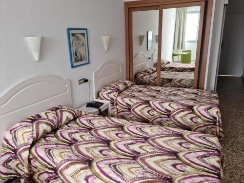 Apartamentos Catalina Park - image 6