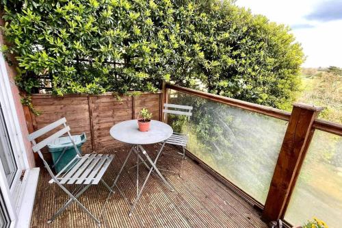 Henley Regatta 3 Bedroom house - parking + garden gîte à louer Rotherfield Greys