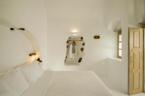 Nano Oia Villa - image 7