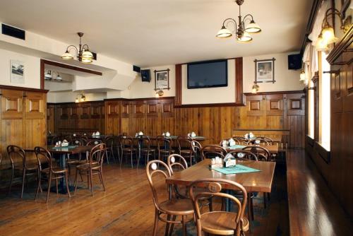 Restaurante, Hotel U Karla in Prague 22