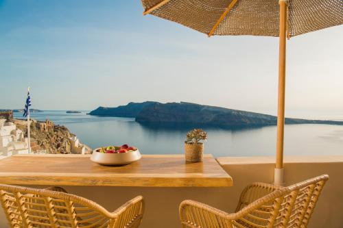 Nano Oia Villas Santorini