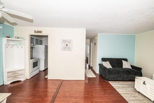 Summer Winds 202E condo