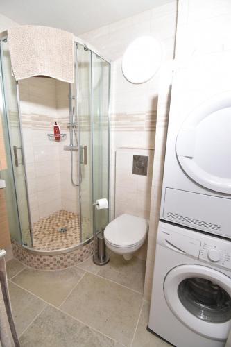 T2 entierement renove Chabian Port Camargue