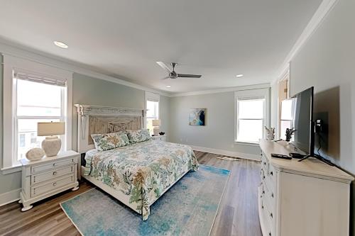 Exceptional Vacation Home in Miramar Beach home - image 7