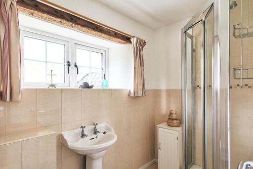 Blackdown Cottage - image 7