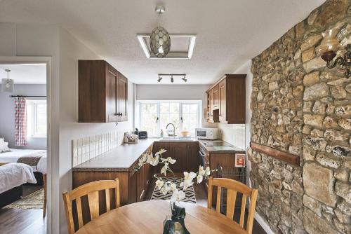 Blackdown Cottage - image 12