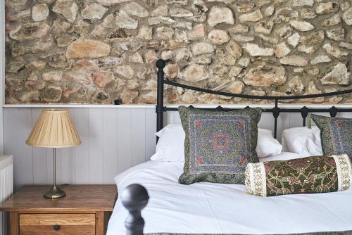 Blackdown Cottage - image 12