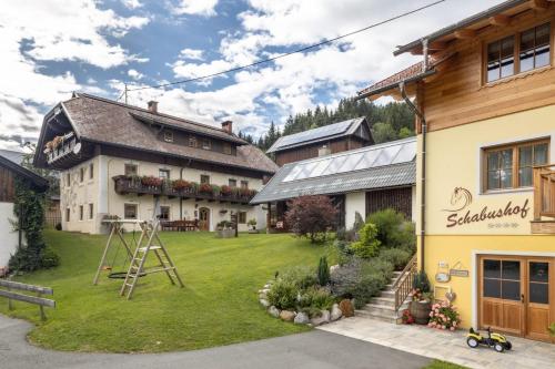 Historischer Bauernhof Schabus - Hotel - Tröpolach