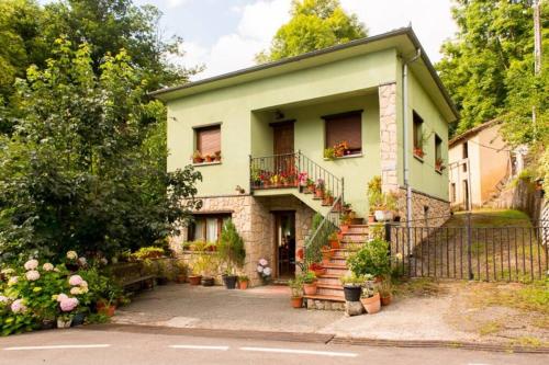 Casa Rural Les Cabañes - Naturaleza, Chimenea y Relax en Asturias - Belerda