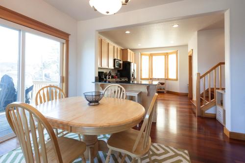 Private Reserve townhouse - image 6