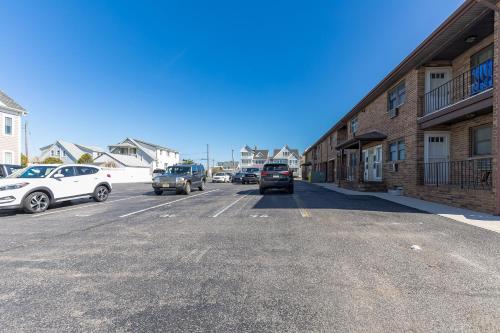 Cozy Studio Condo Just Steps from Belmar Surfing Beach! condo