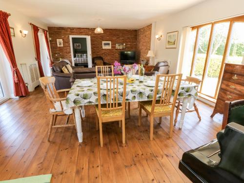 The Coach House Ryde - image 13