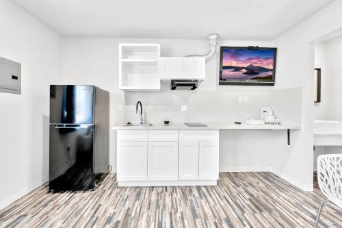 Tradewinds Motel in Lakewood, USA