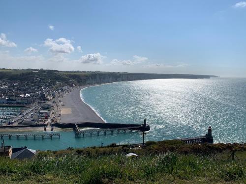 Chalet Low Rider S in Saint Leonard