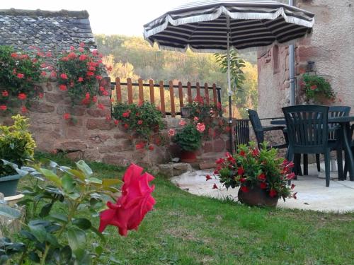 Gîte Mouret, 3 pièces, 5 personnes - FR-1-601-274 gîte à louer Marcillac-Vallon