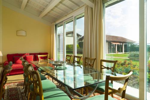 設施, 阿邦丹茲別墅度假村 (Villa Abbondanzi Resort) in 法恩扎