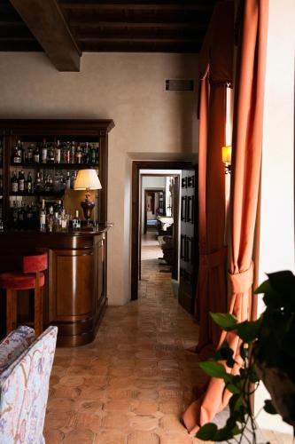 La Posta Vecchia Hotel - image 2
