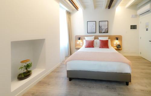 Bergamo Inn 15 - image 11