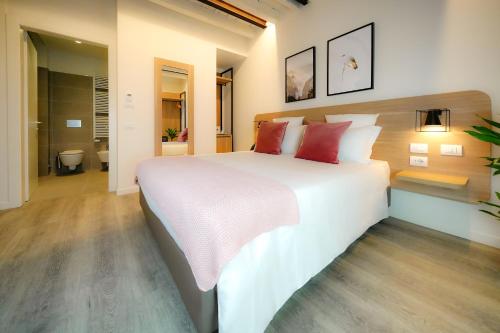 Bergamo Inn 15 - image 4