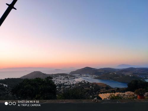 TRADITIONAL STUDIO Chora Patmos