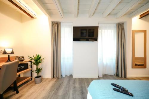 Bergamo Inn 15 - image 6