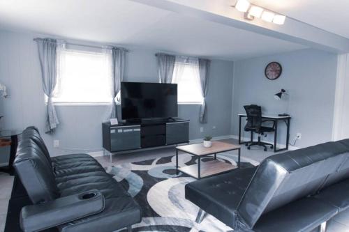 Spacious Family-sized Home in Central Location Spacious Family-sized Home in Central Location