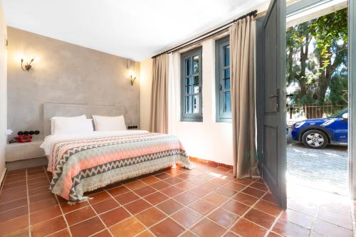 1 queen bed