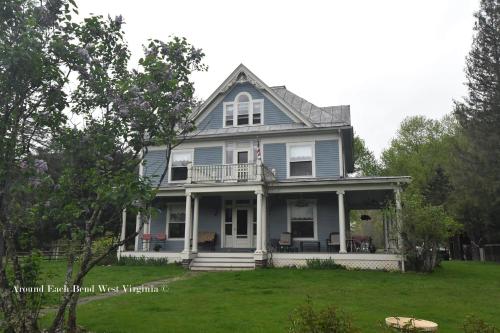 外部景觀, Laurel River Club Bed & Breakfast or LRCBNB in 金伍德