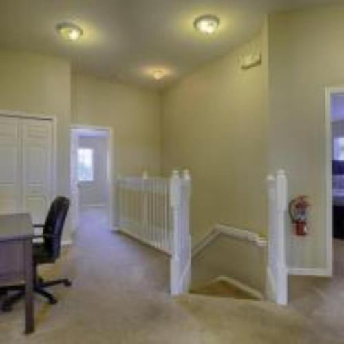 GORGEOUS 6 Bedroom Home with Private Pool - image 8