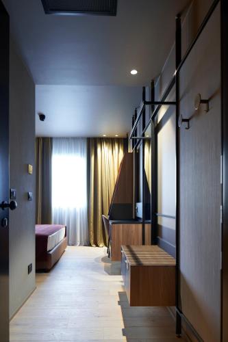 2 twin beds