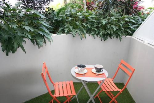 emplacement ideal, bel appartement de standing avec piscine a l'hermitage