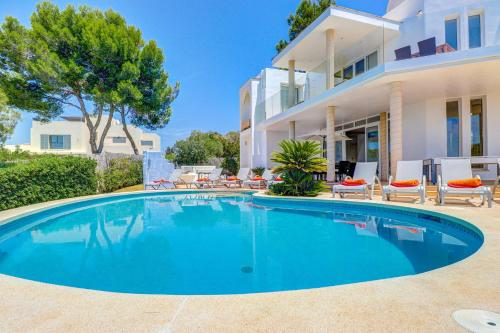 Villa Ses Arcades by Villa Plus - image 4