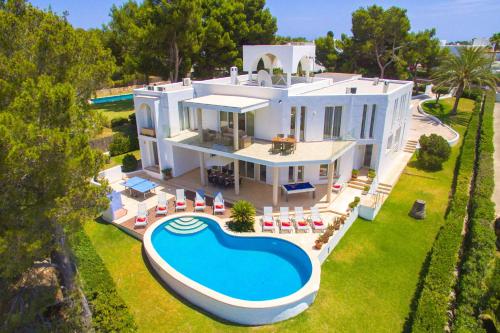 Villa Ses Arcades by Villa Plus - image 9
