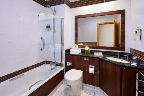 Handel's Hotel - image 7