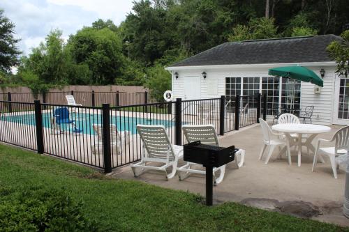 Quality Inn Lake City - image 22