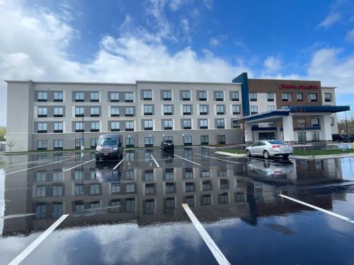 Hampton Inn & Suites Ypsilanti – Ypsilanti, MI