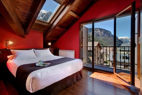 Guestroom, Villa de Plan Apartments&Suites in Gistain