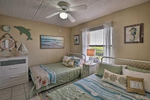 Oceanfront Ormond Beach Getaway with Balcony!