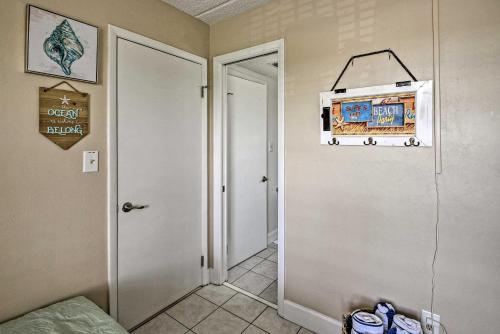 Oceanfront Ormond Beach Getaway with Balcony!