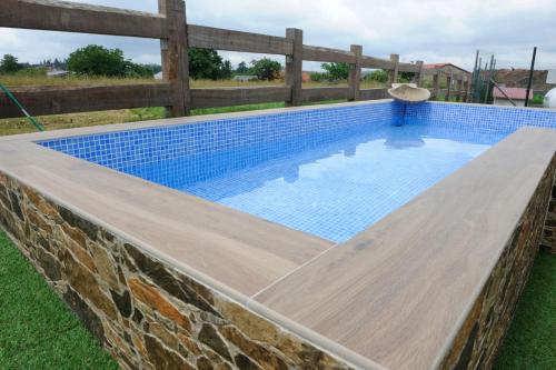 Piscina, Albergue El Aleman in Pontevedra