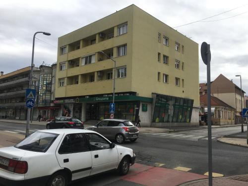 Central, Zalaegerszeg (foto 10)