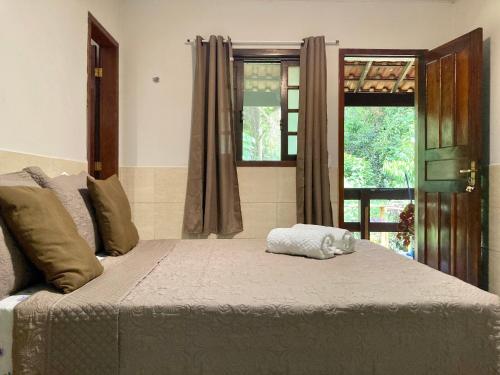 1 double bed, 1 twin bed