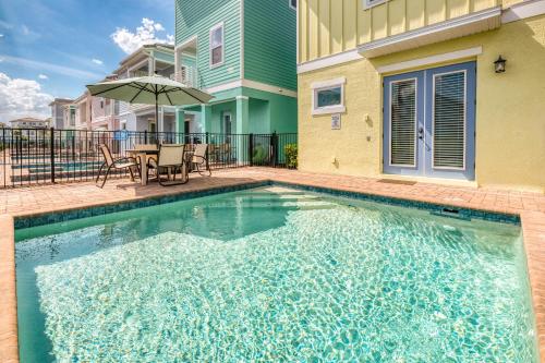 Comfy Cottage with Pool & Hotel Amenities near Disney at Margaritaville - 8008 ST - image 7