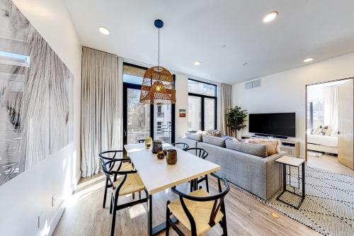 Modern Getaway - image 3