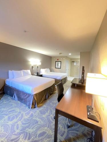 Country Inn & Suites by Radisson, San Carlos, CA - image 7