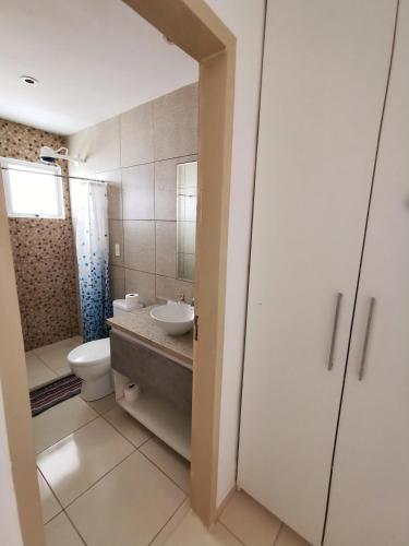 3 bedrooms, 5 beds